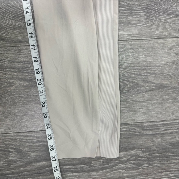 Athleta Brooklyn Ankle Pants Beige Size 4 Travel Stretch Pull On - Picture 14 of 16